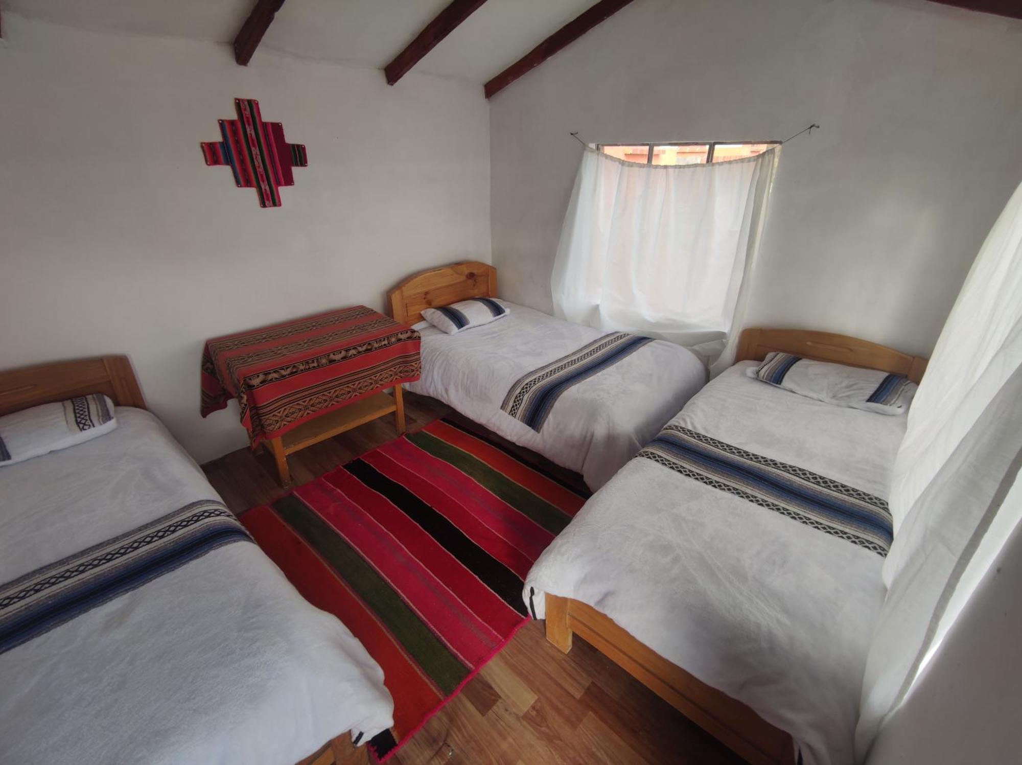 Inti Wasi Lodge Comunidad Yumani Bagian luar foto