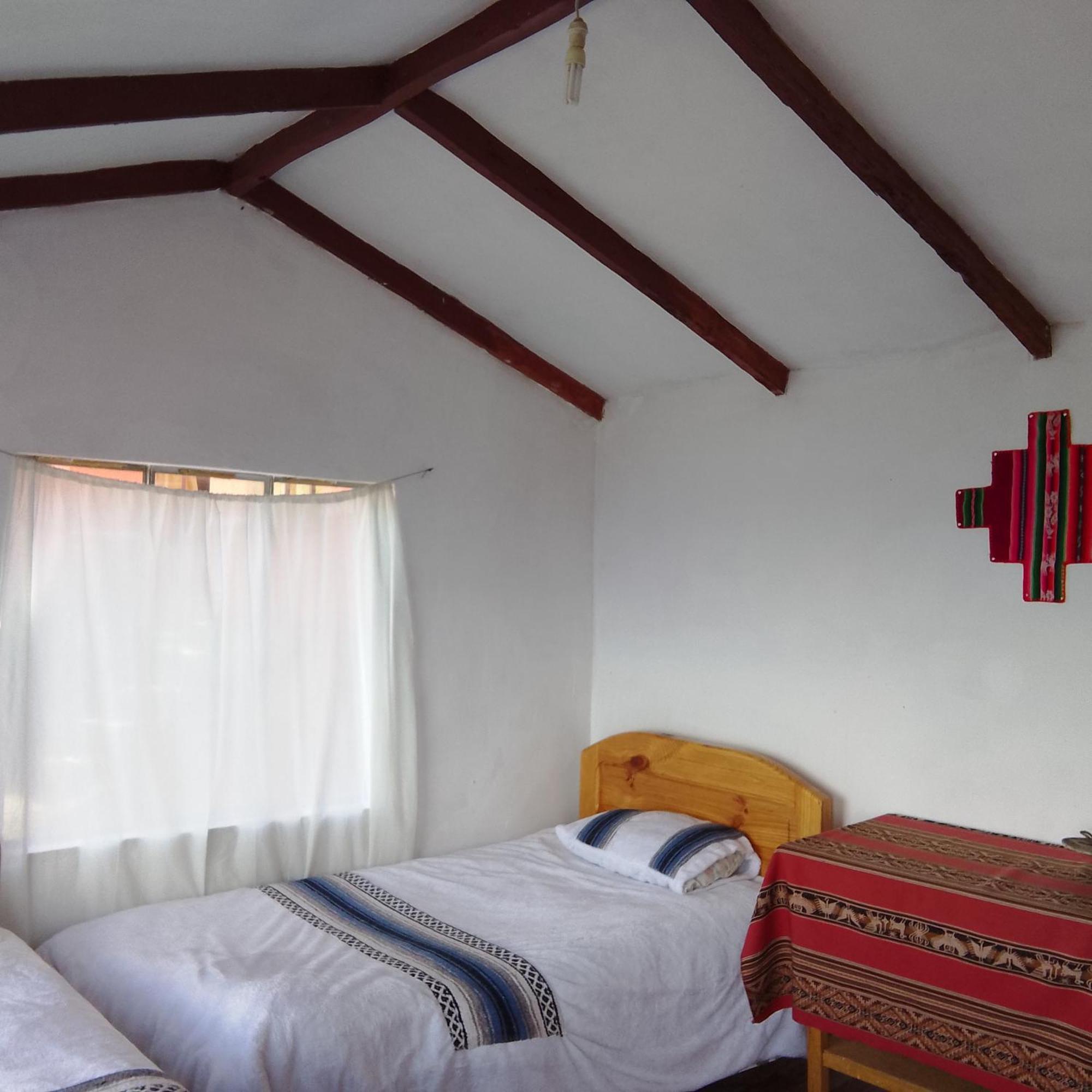 Inti Wasi Lodge Comunidad Yumani Bagian luar foto